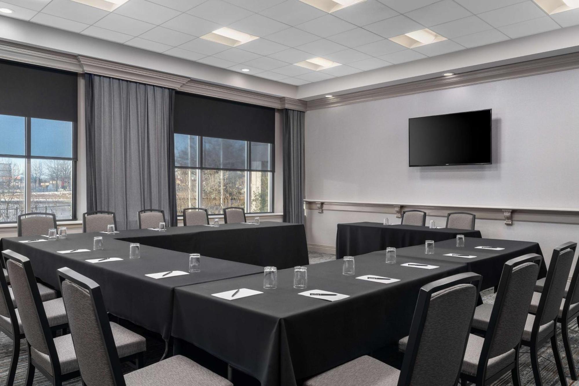 Hilton Philadelphia City Avenue Dış mekan fotoğraf